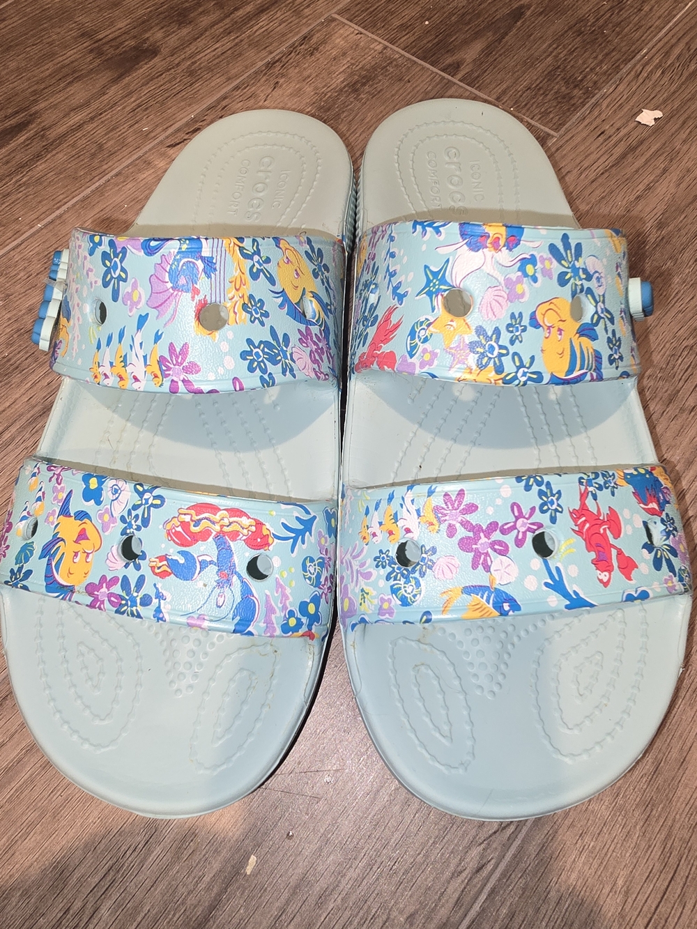 Crocs x Vera Bradley Disney Little Mermaid sandals W9